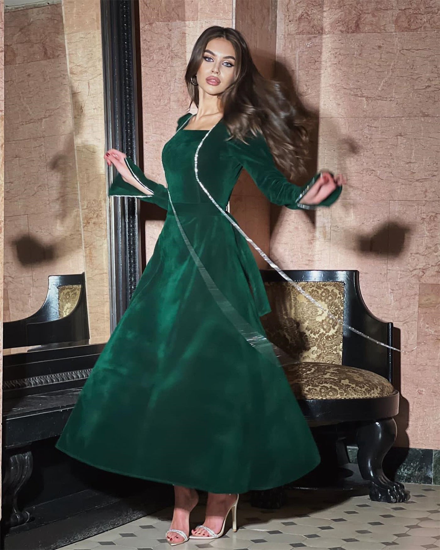 Autumn Winter Party Dress French Ladies Dress Korean Velvet Bell Sleeve Square Collar A line Dress Women
