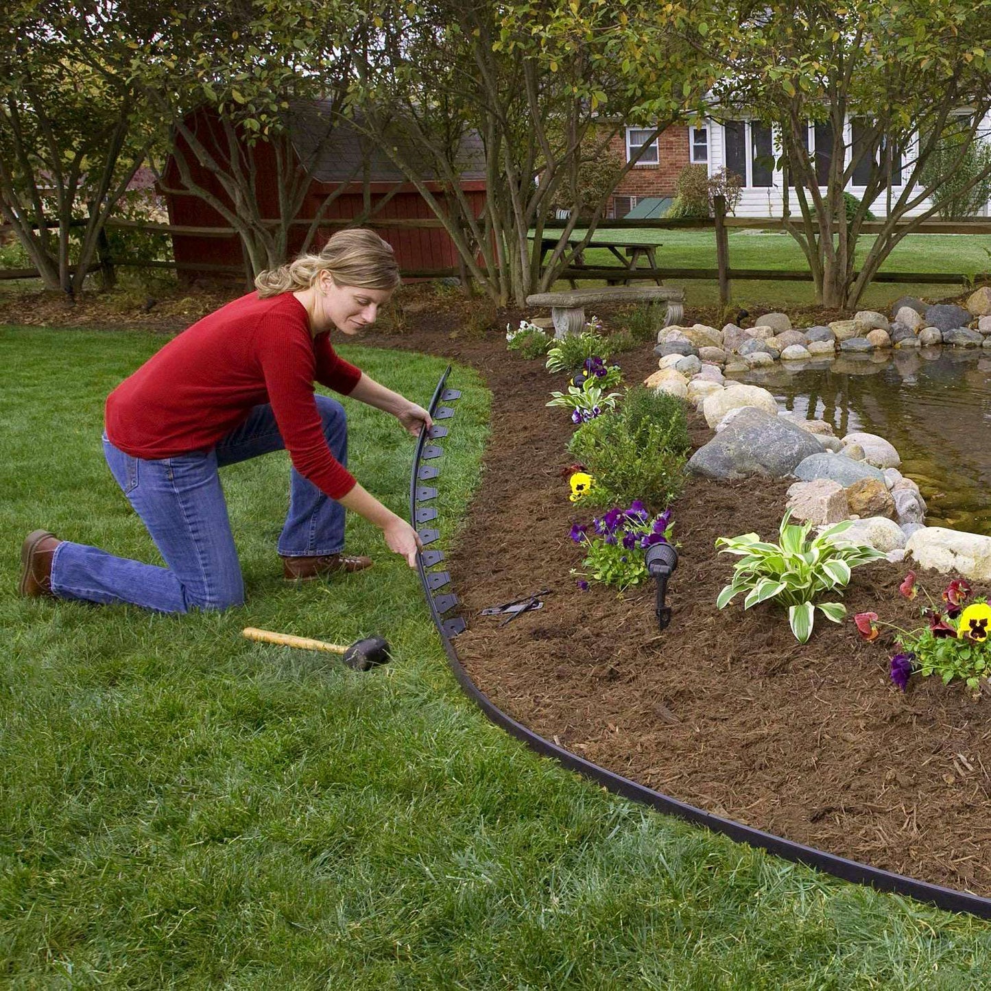 32.8FT Non-Digging Plastic Garden Edging Kit Plastic Garden Border with 30 Spikes 2In Tall Border Edging for Garden Lawn Yard Flower Beds