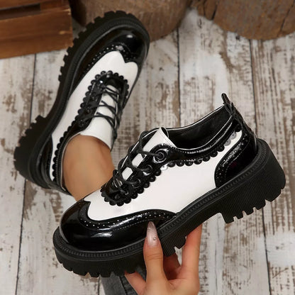 Round Toe Lace Up Sneakers