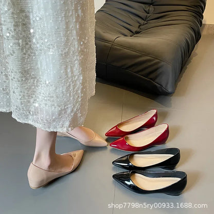 Women Low Heels 5cm Internal Height Increasing Shoe Fashion Flats Women Shoes Pointed Toe Patent Leather Office Driving Shoes