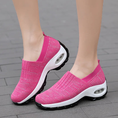 Breathable Mesh Slip-On Sports Shoes Comfortable Thick Bottom Heightening Walking Shoes for Women Casual round Toe Rubber Sole