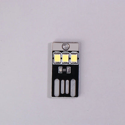 【Camping Night Hiking Tent Lamp Light Outdoor Portable Energy Saving Flashlight Mini USB LED Keychain Night】