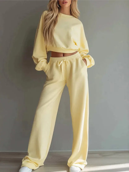 Autumn New Casual O Neck Long-sleeved Ultra-short Sweatshirt Trousers 2piece Set Women Fashion Casual Female Sports Trousers Set