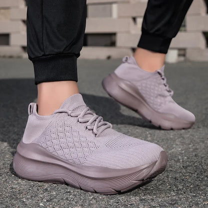 Beige Sports Shoes with Thick Curved Soles Men's Women Fashionable Sports Shoes Thick Cushioning Sole Suitable for Running, Gym