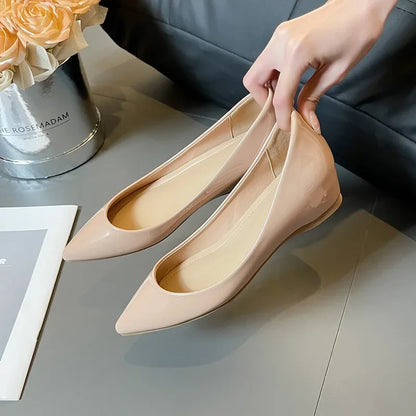 Women Low Heels 5cm Internal Height Increasing Shoe Fashion Flats Women Shoes Pointed Toe Patent Leather Office Driving Shoes