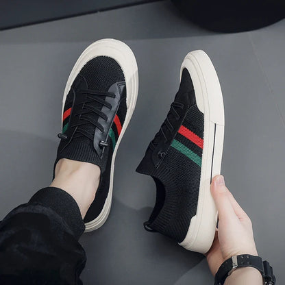Fashionable Striped Sports Shoes with Breathable and Soft Soles, Summer Breathable Mesh Fabric, White Casual Shoes, Flat Bottom