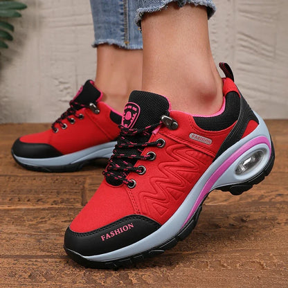 Fashionable Women's Black Genuine Leather Sports Shoes  Breathable and Comfortable Sports Shoes Suitable for Daily Use Exercise