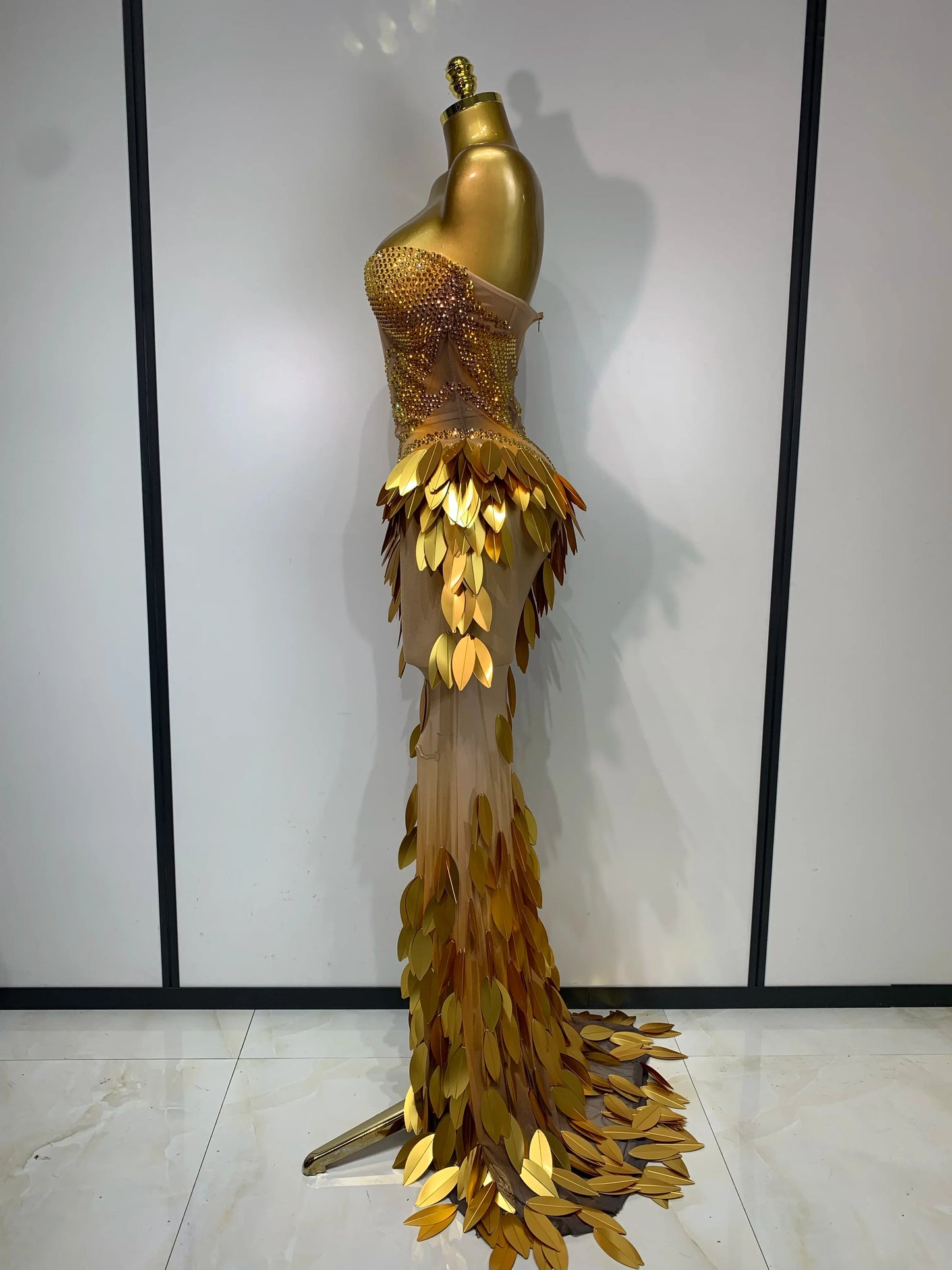 Women Sexy Strapless Mesh Maxi Long Dress Sparkly Gold Rhinestone Sequin Evening Party Gown Luxury Nightclub Birthday Prom Dress