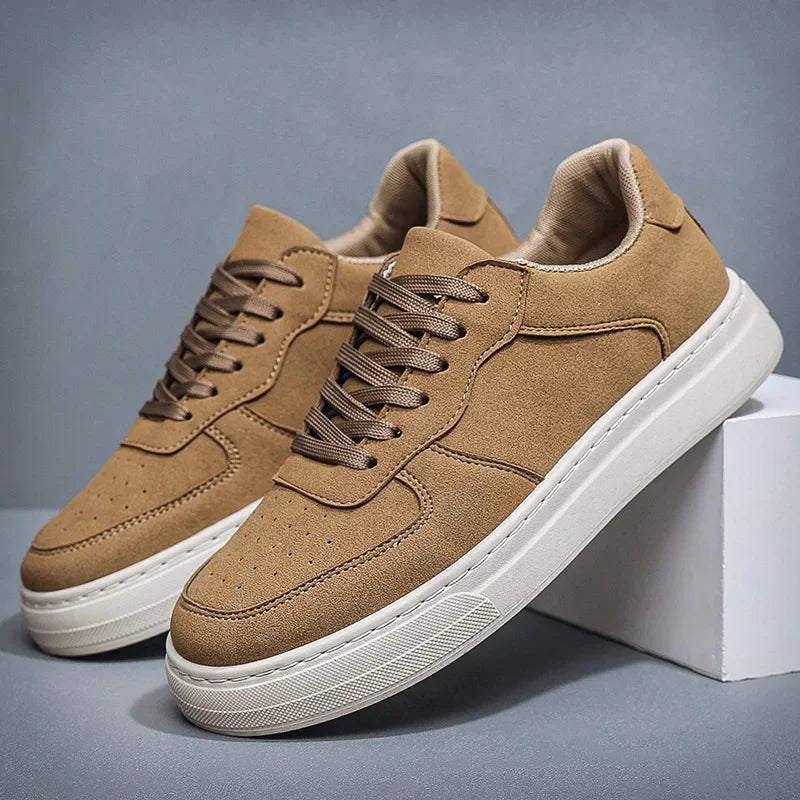 New low cut men's casual sports shoes fashionable student board shoes men's single shoes