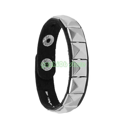 T5UF Stylish Punk Rock Bracelet Square Rivets Punk Wristband Trendy Gothic Jewelry Suitable for Individuality and Comfort
