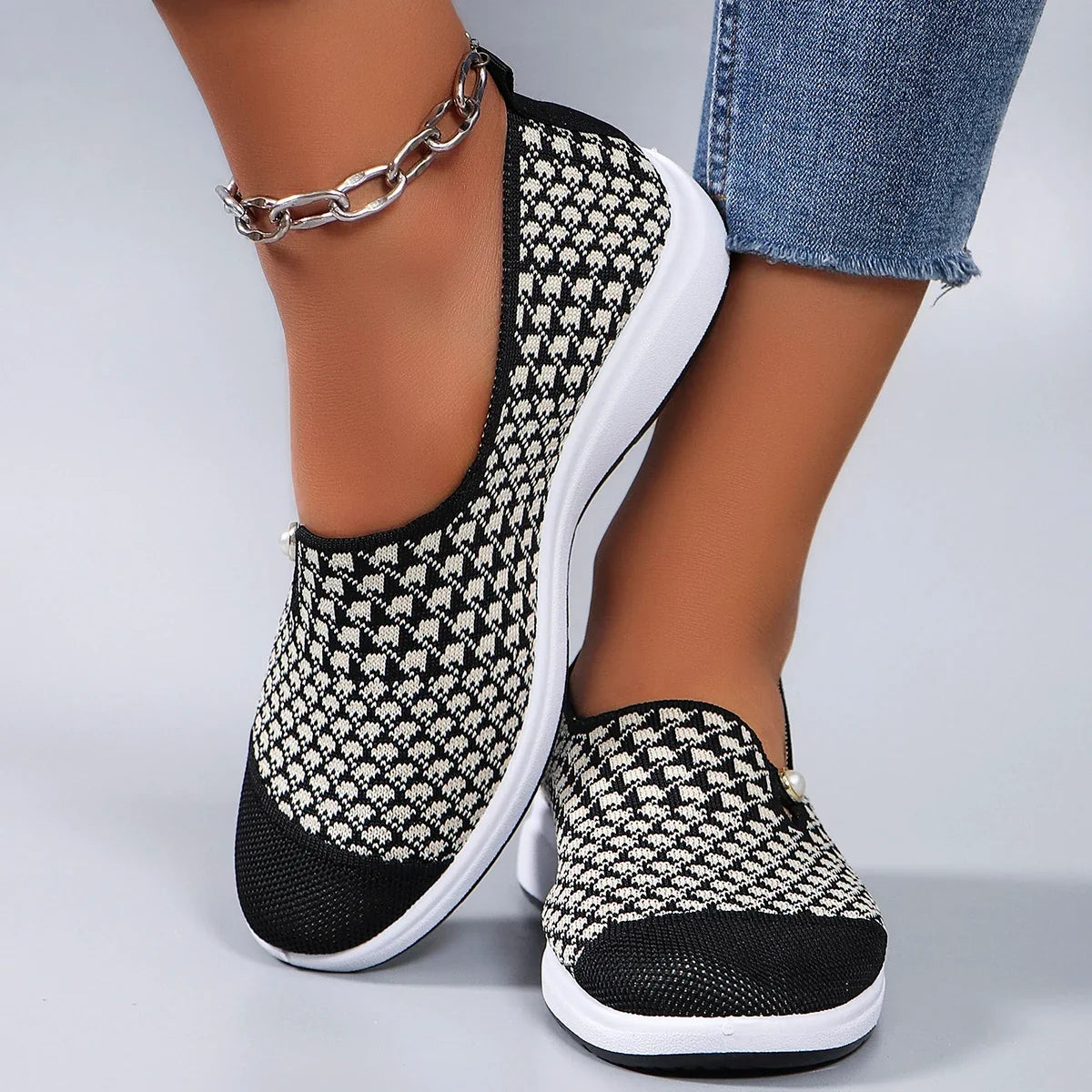 Spring new women's sports shoes, fashionable, breathable, lightweight, non-slip, wear-resistant, casual sports shoes, flat shoes