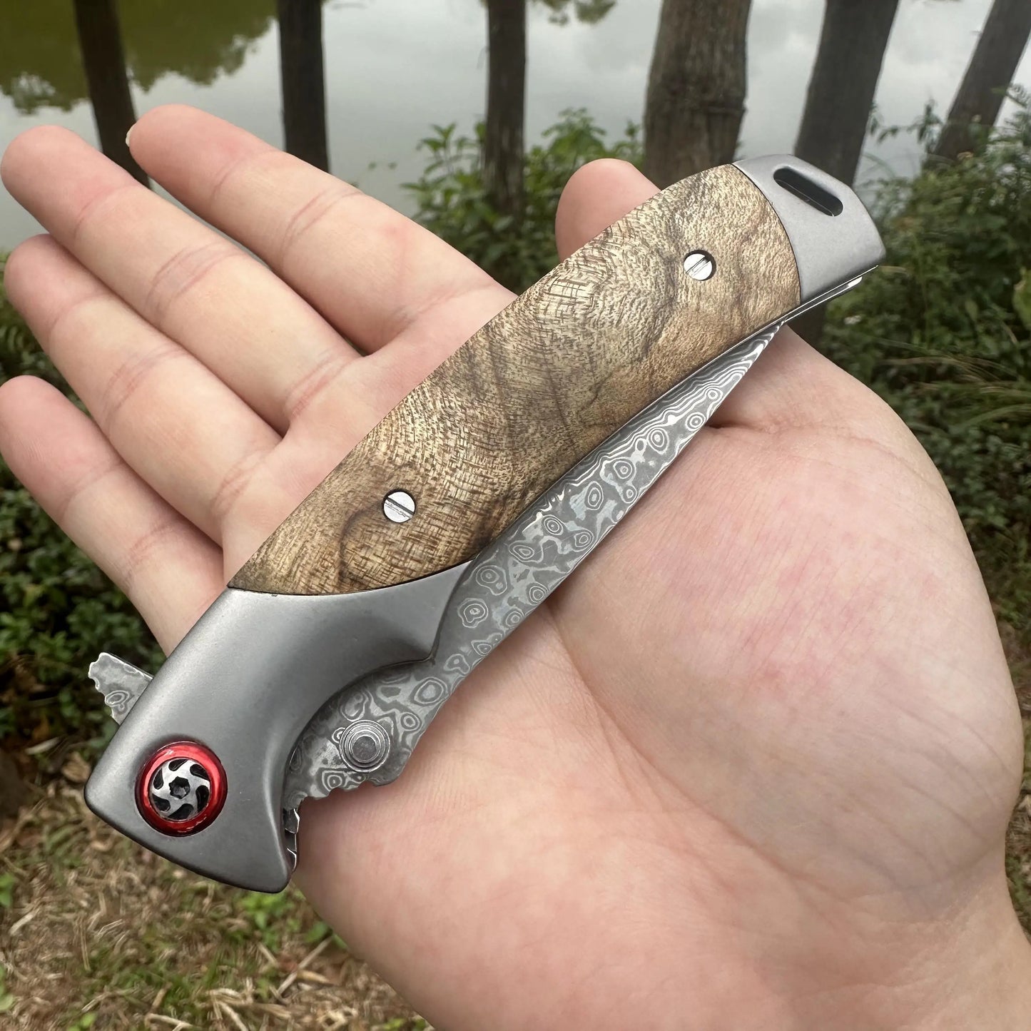 Topwell Handmade YH003 EDC Folding Knife Perfect Quality Damascus Steel Blade Rosewood Handle Kraft First layer Leather Sheath