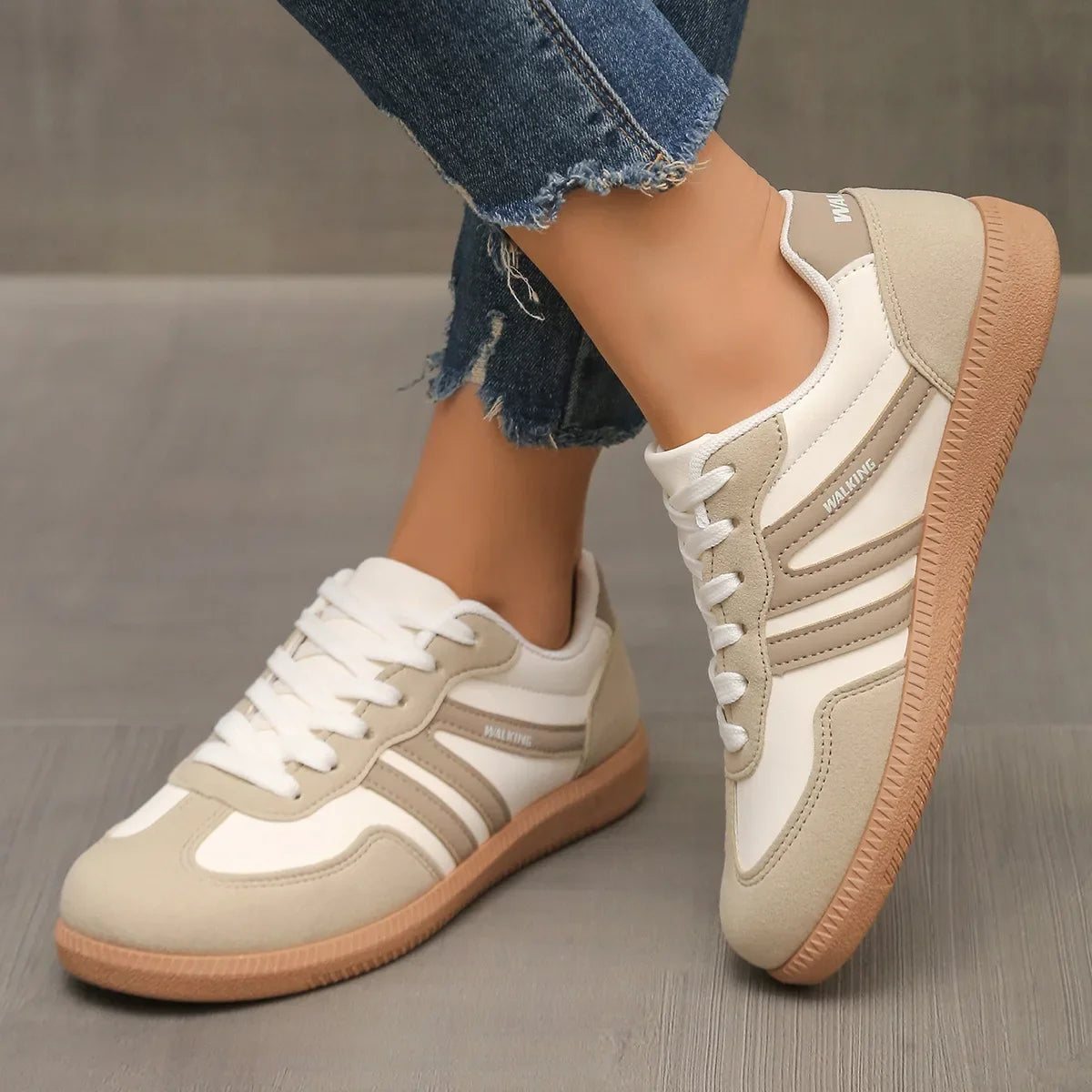 Plus-size 42 Training Shoes 2026 Summer Sports Shoes for Women Running Mesh Lace-up Sneakers Women Flat Zapatos De Mujer