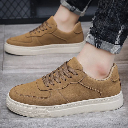 New low cut men's casual sports shoes fashionable student board shoes men's single shoes