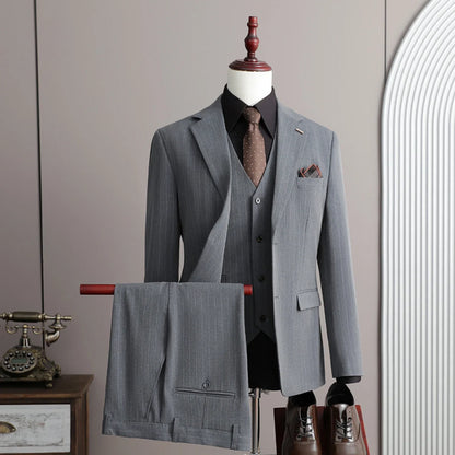 A Stylish and Cool Striped Casual Business Three-Piece Suit Set for the Autumn of 2025, a High-Quality Wedding Suit
