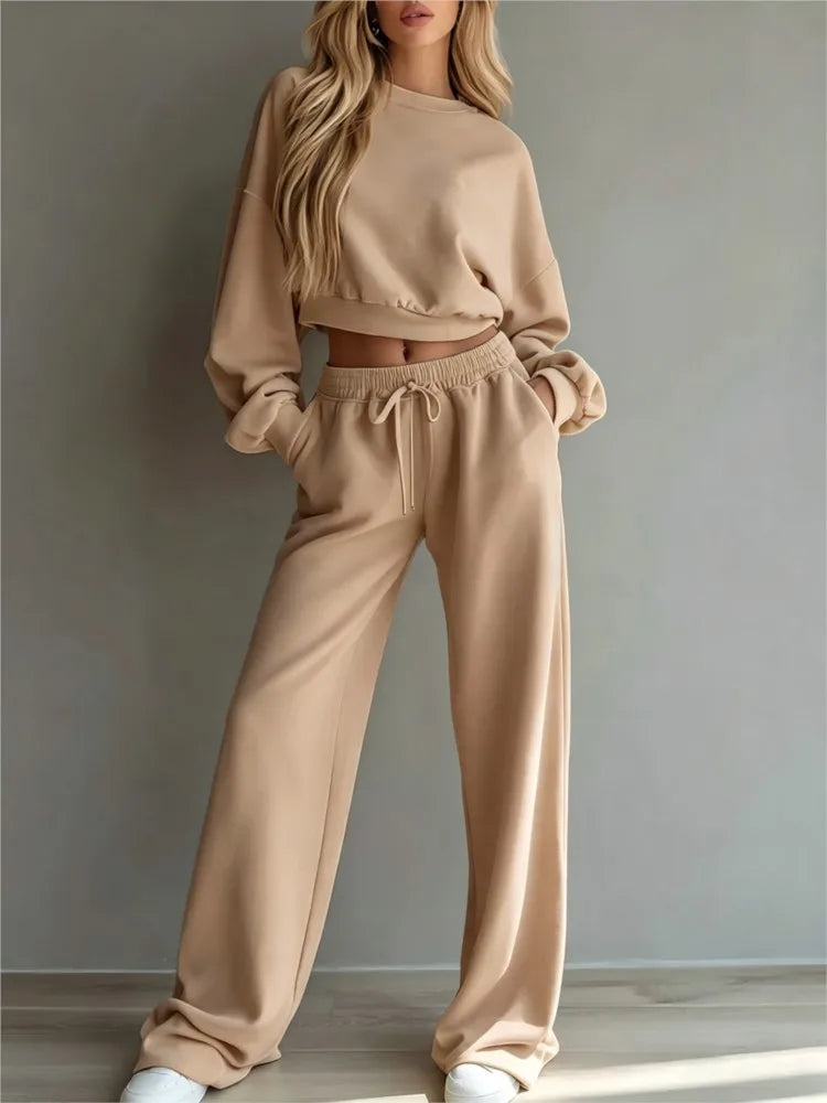 Autumn New Casual O Neck Long-sleeved Ultra-short Sweatshirt Trousers 2piece Set Women Fashion Casual Female Sports Trousers Set
