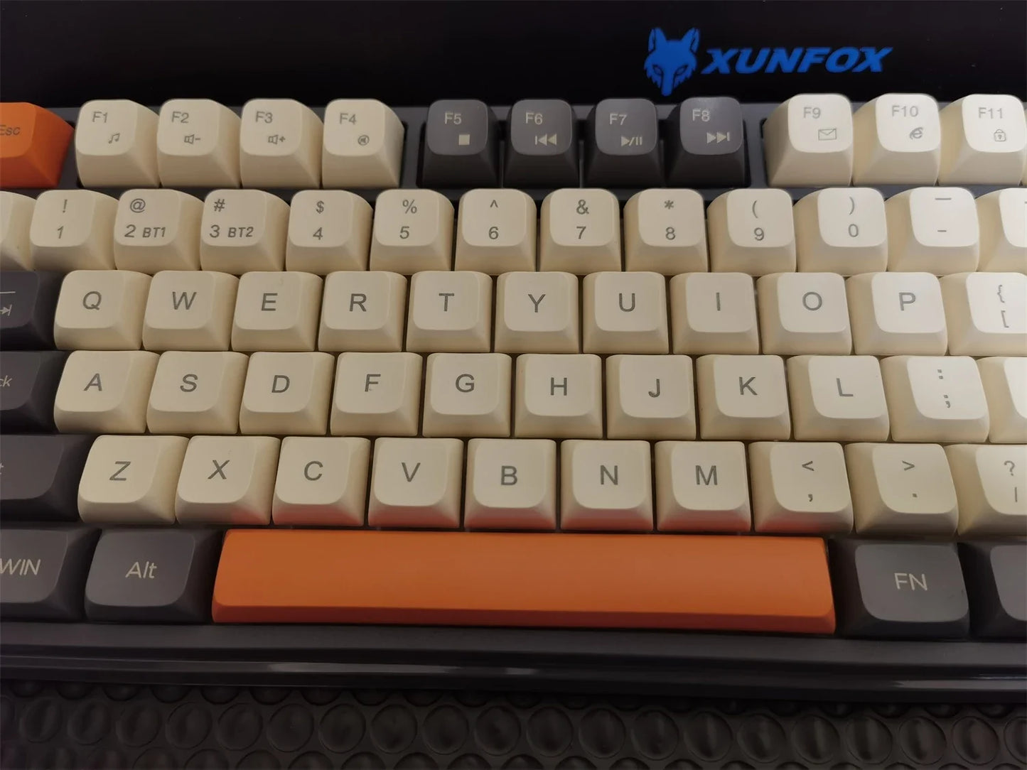 Wireless Keyboard 80 Key 80% Layout Spanish Russian Arabic Korean Keyboard Mouse Set Bluetooth 2.4G 2000mAh Type C K92 Backlight