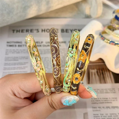 Elegant Enamel Dropped Glaze Flower Texture Bracelet For Women Retro Gold Plated Evil Eye Floral Zircon Bangle Party Jewelry