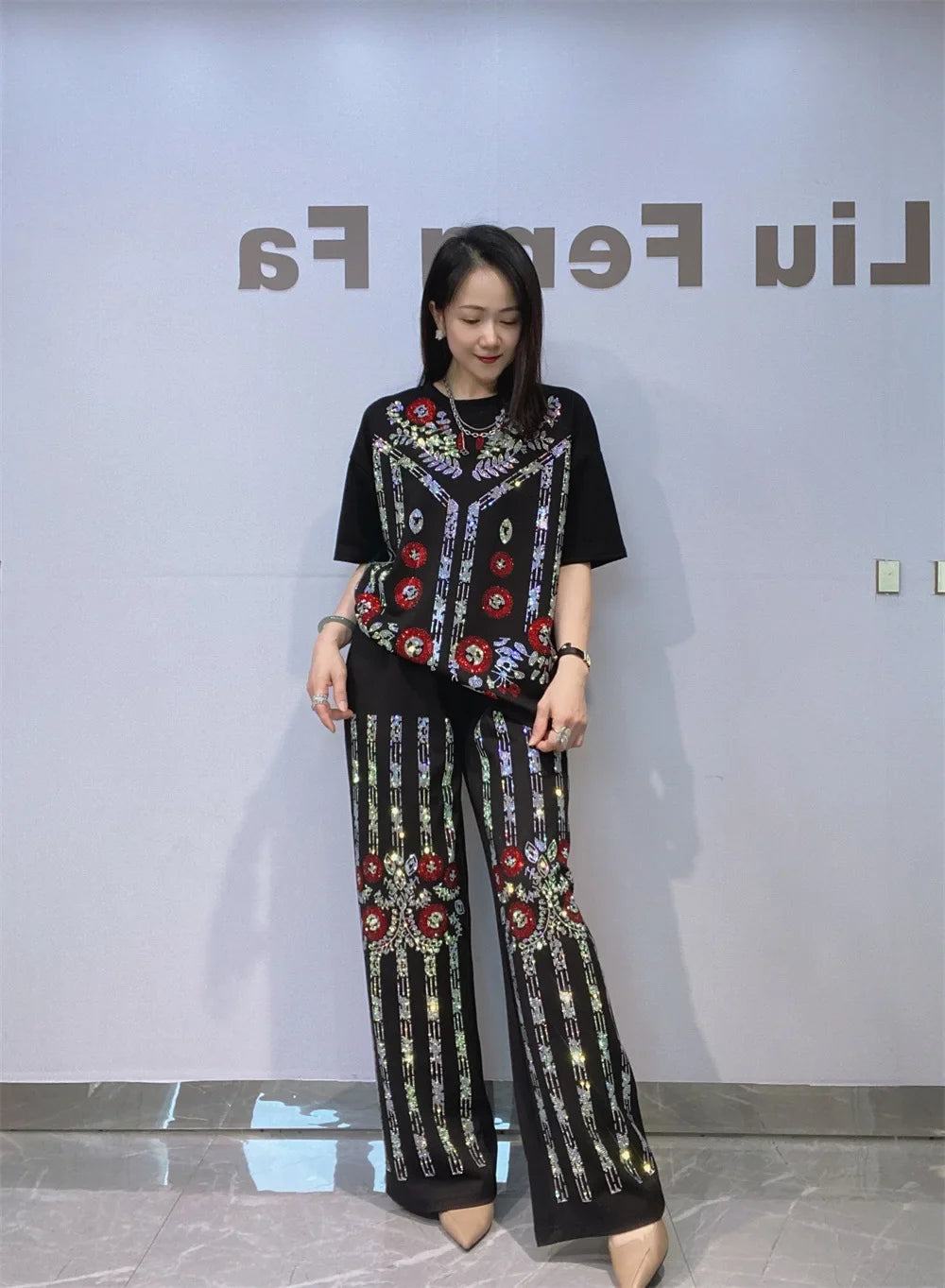 2026 Summer Sequins Flower Short Sleeve T Shirt & Wide Leg Pant Sets Woman 2 Piece Outfits Casual Matching Sets Bust118cm