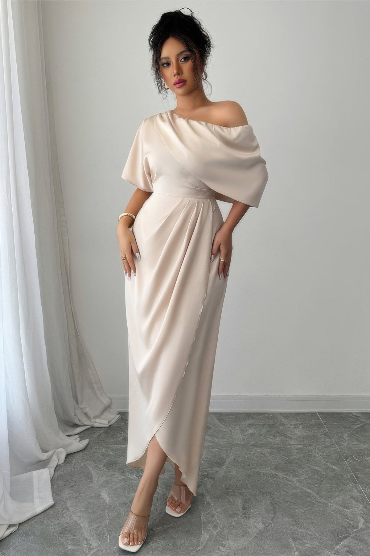 Solid One Shoulder Cross Ruched Dress